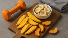 Sporcu ara öğünü için freeze-dry muz, mango, şeftali